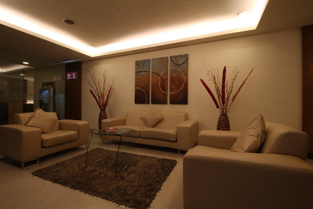 Minerva Grand Secunderabad Hotel Hyderabad Bagian luar foto