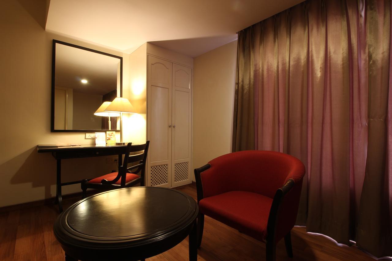 Minerva Grand Secunderabad Hotel Hyderabad Bagian luar foto