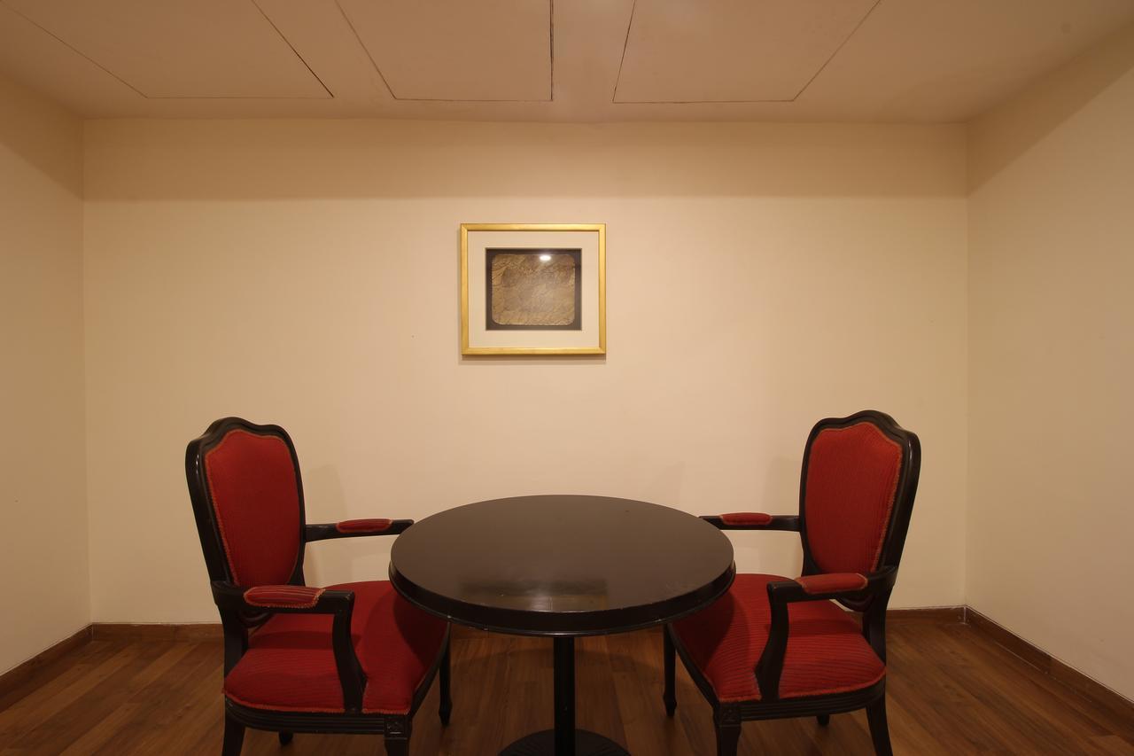 Minerva Grand Secunderabad Hotel Hyderabad Bagian luar foto