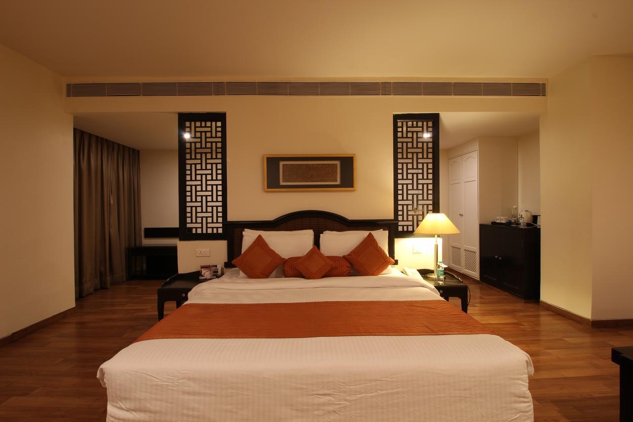 Minerva Grand Secunderabad Hotel Hyderabad Bagian luar foto