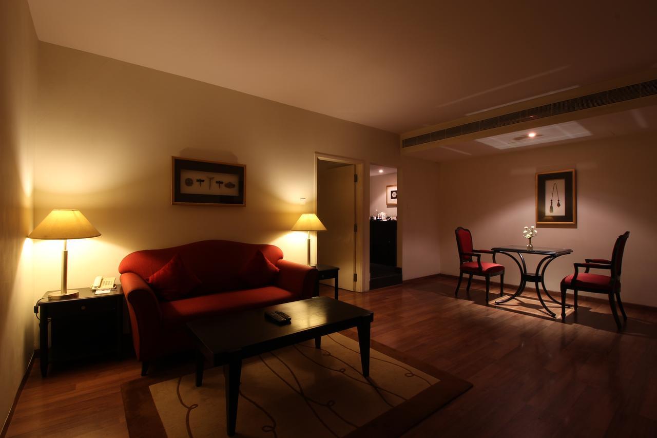 Minerva Grand Secunderabad Hotel Hyderabad Bagian luar foto