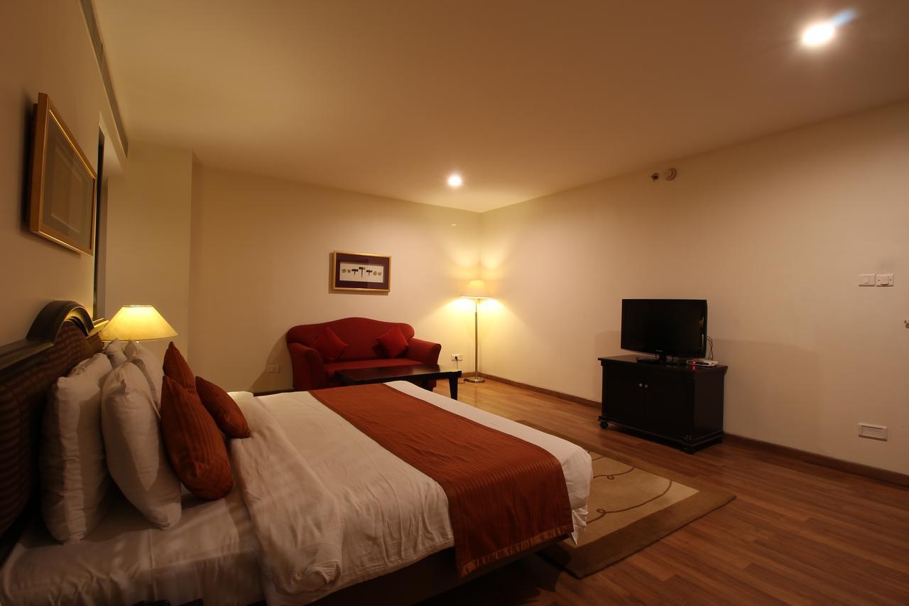 Minerva Grand Secunderabad Hotel Hyderabad Bagian luar foto